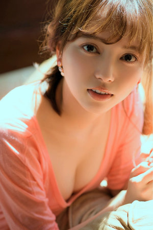 极品白嫩大奶漂亮女友做爱