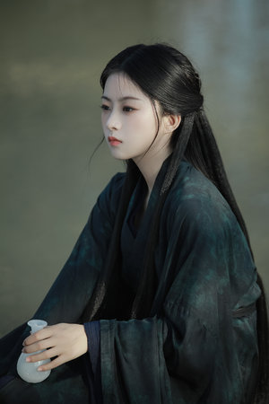 人妻秘书汗と接吻に満ちた视频