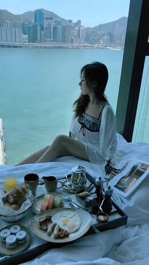 花月佳期八月薇妮