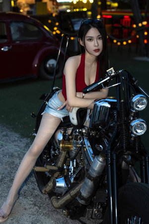 欧美亚洲国产小说图片图专区