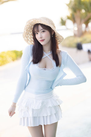 巨胸喷人奶水视频www冈动漫