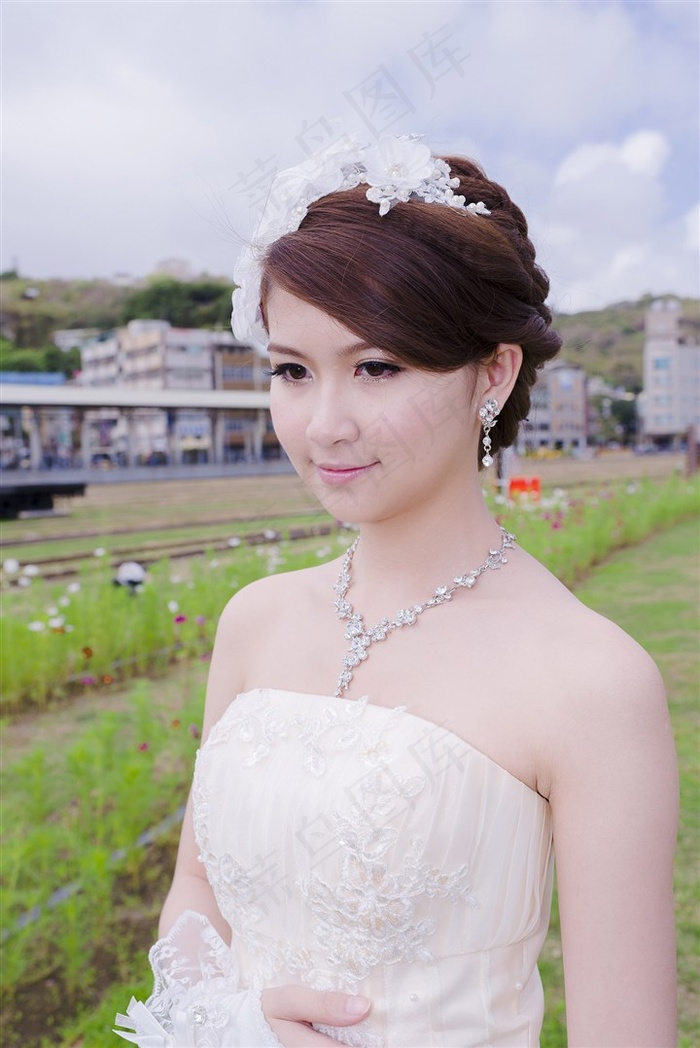 让我来给大家!我的很大你忍一下吗