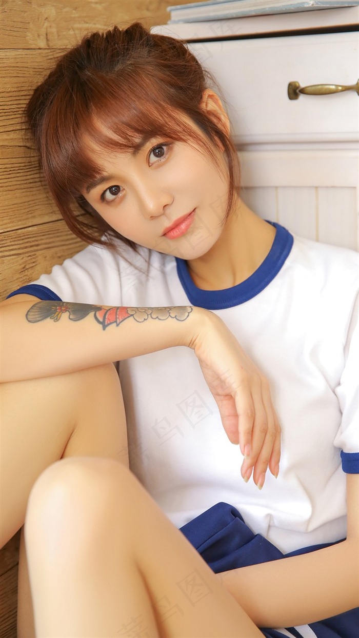 草莓直播在线观看免费高清