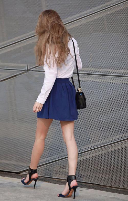 爆操白浆无套轮操