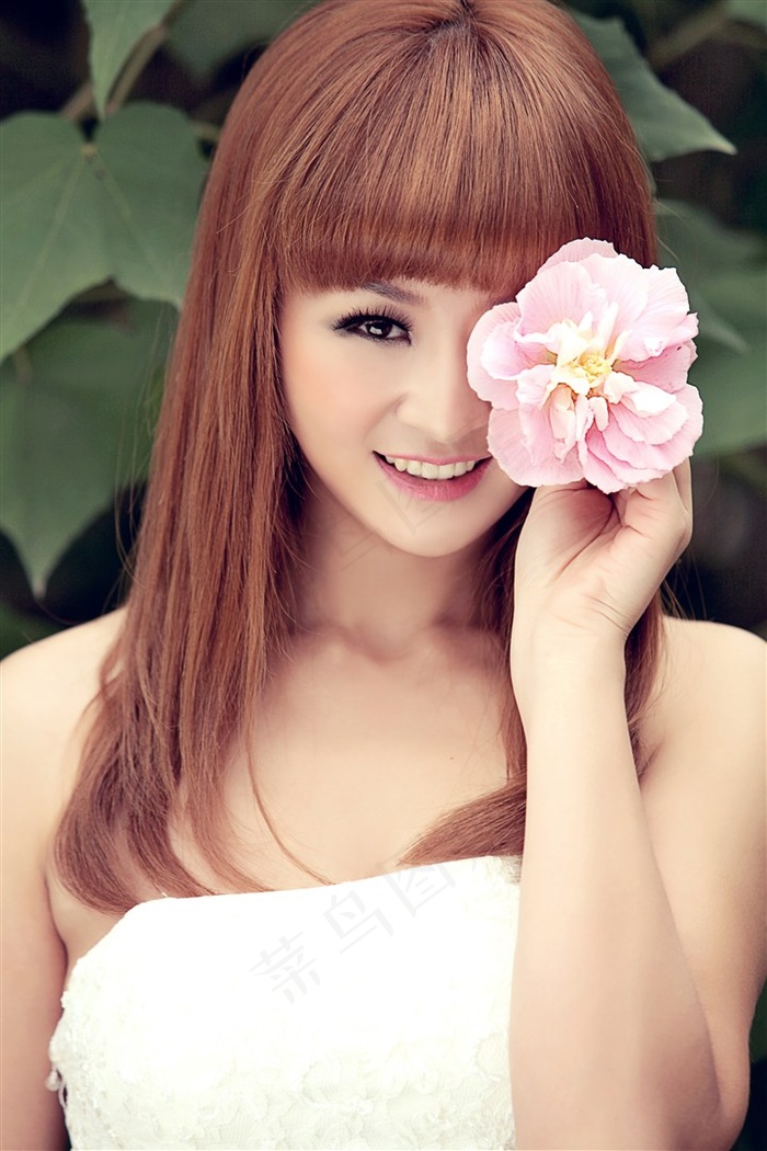 年轻的母亲视频