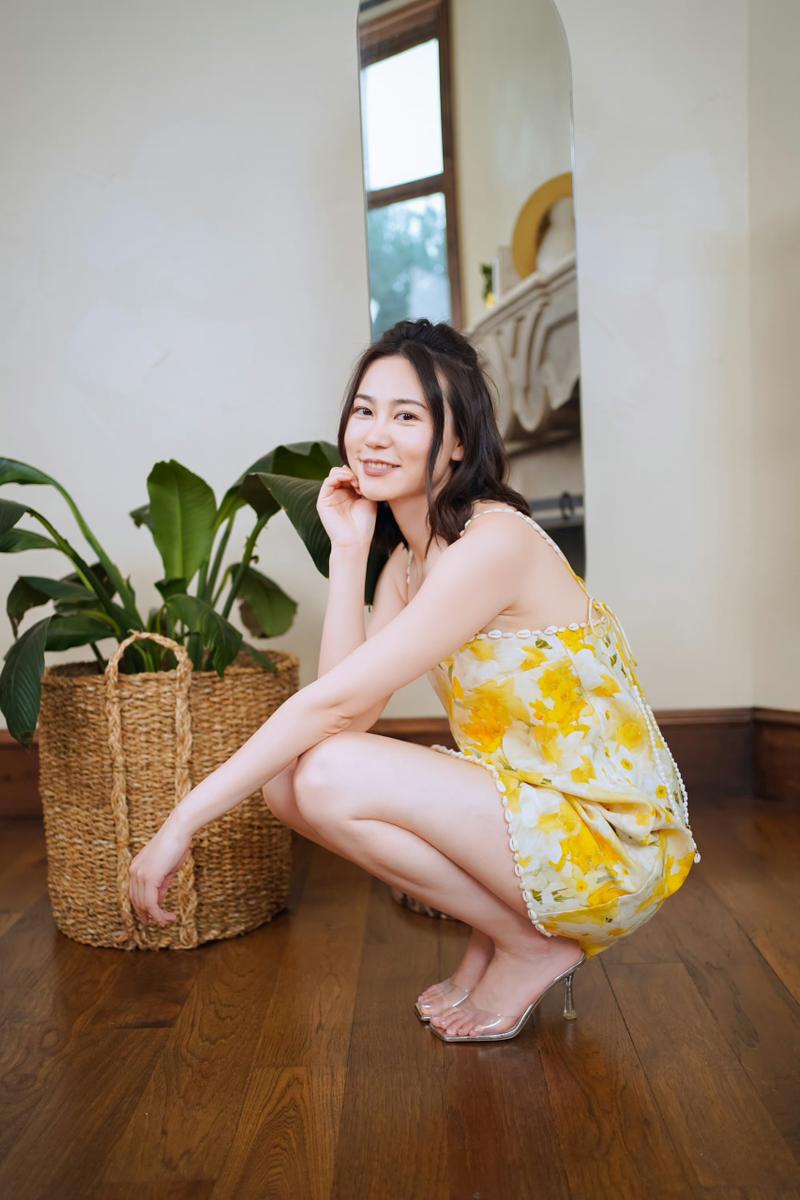 小舞的玉足挺进到了我哪里