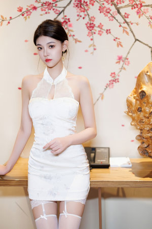 自己在摄像头前玩给我看