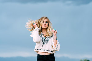 一起去看吧看一天电影急