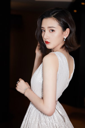 秋霞电视剧免费观看完整版高清视频